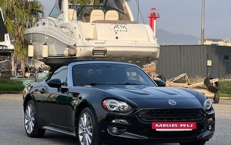 Fiat 124 Spider I, 2017 год, 2 500 000 рублей, 2 фотография