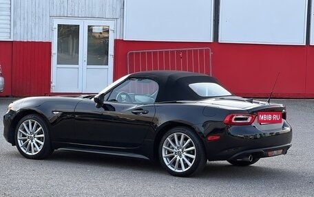 Fiat 124 Spider I, 2017 год, 2 500 000 рублей, 6 фотография
