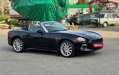 Fiat 124 Spider I, 2017 год, 2 500 000 рублей, 17 фотография