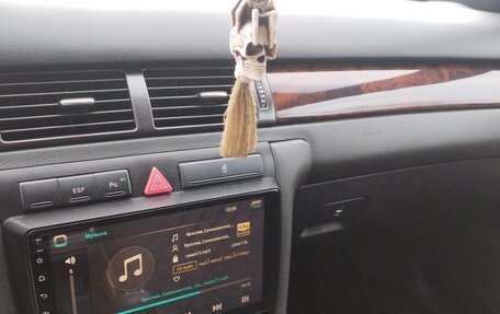 Audi A6, 2004 год, 950 000 рублей, 11 фотография