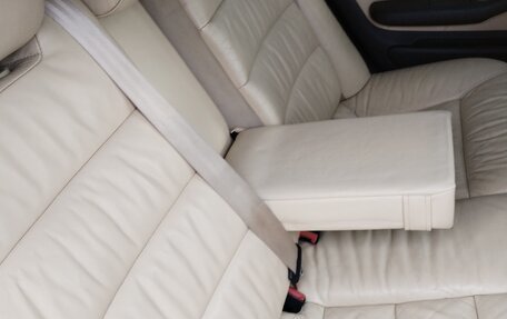 Audi A6, 2004 год, 950 000 рублей, 12 фотография