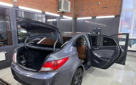 Hyundai Solaris II рестайлинг, 2013 год, 750 000 рублей, 6 фотография