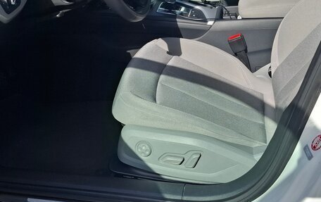 Audi A4, 2019 год, 2 150 000 рублей, 19 фотография