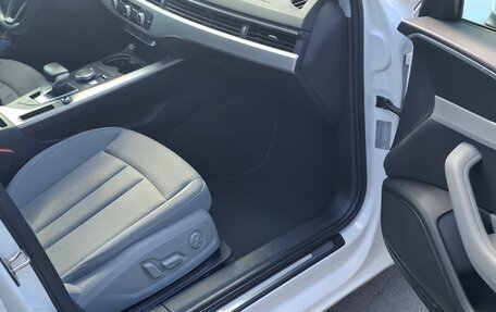 Audi A4, 2019 год, 2 150 000 рублей, 22 фотография