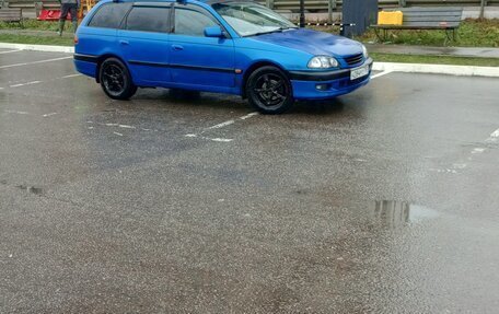 Toyota Avensis III рестайлинг, 1997 год, 150 000 рублей, 2 фотография