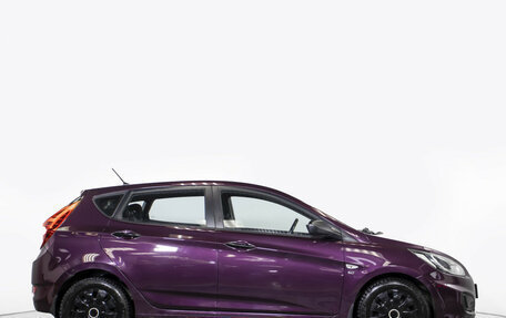 Hyundai Solaris II рестайлинг, 2013 год, 825 000 рублей, 4 фотография