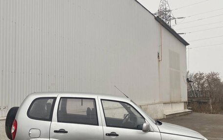 Chevrolet Niva I рестайлинг, 2004 год, 170 000 рублей, 5 фотография