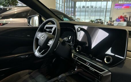 Lexus RX IV рестайлинг, 2025 год, 12 990 000 рублей, 16 фотография