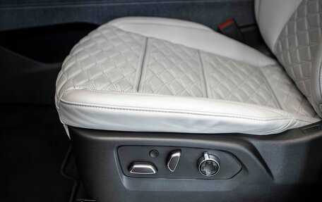 Cadillac Escalade V, 2025 год, 20 400 000 рублей, 13 фотография