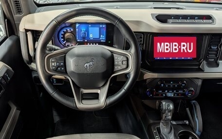 Ford Bronco, 2022 год, 8 500 000 рублей, 16 фотография