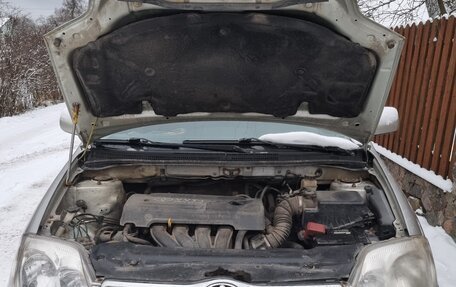 Toyota Corolla, 2005 год, 410 000 рублей, 11 фотография