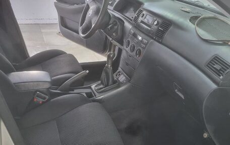 Toyota Corolla, 2005 год, 410 000 рублей, 13 фотография