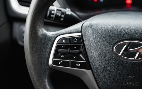 Hyundai Solaris II рестайлинг, 2021 год, 1 450 000 рублей, 17 фотография