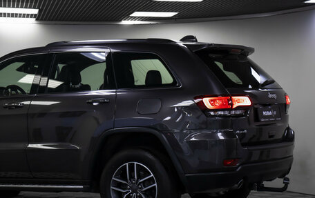 Jeep Grand Cherokee, 2021 год, 4 100 000 рублей, 24 фотография