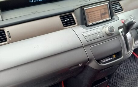 Honda Stepwgn III, 2008 год, 1 150 000 рублей, 3 фотография