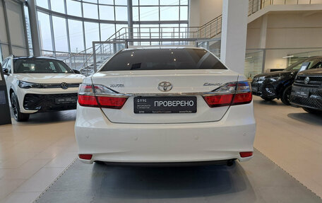 Toyota Camry, 2016 год, 1 819 000 рублей, 7 фотография