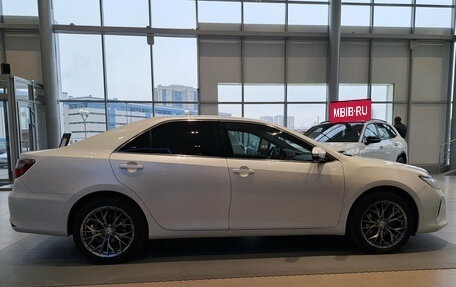 Toyota Camry, 2016 год, 1 819 000 рублей, 5 фотография