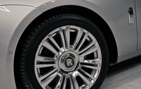 Rolls-Royce Ghost Series II рестайлинг, 2021 год, 40 000 000 рублей, 17 фотография