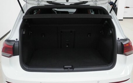 Volkswagen Golf GTI, 2021 год, 3 980 000 рублей, 10 фотография