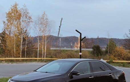 Toyota Camry, 2017 год, 2 590 000 рублей, 2 фотография