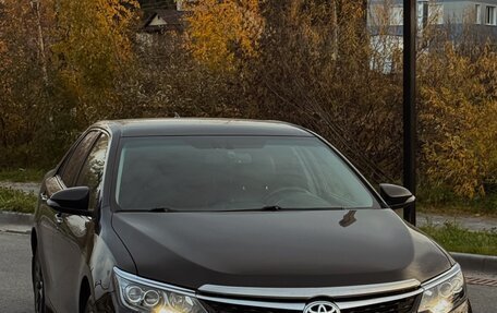 Toyota Camry, 2017 год, 2 590 000 рублей, 3 фотография