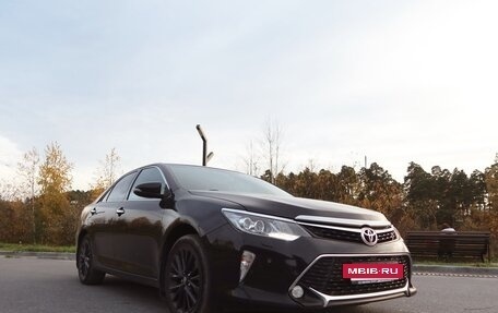 Toyota Camry, 2017 год, 2 590 000 рублей, 9 фотография