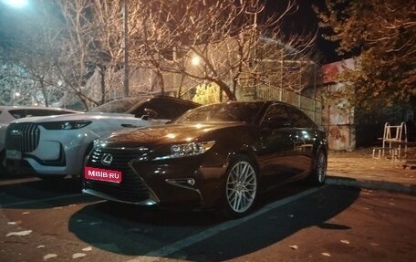 Lexus ES VII, 2016 год, 2 800 000 рублей, 1 фотография