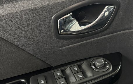 Renault Kaptur I рестайлинг, 2017 год, 1 385 000 рублей, 8 фотография