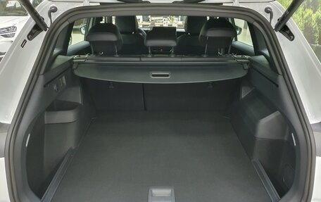 Volkswagen Tiguan, 2025 год, 5 200 000 рублей, 19 фотография