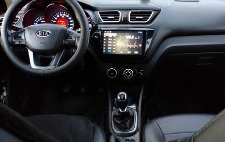 KIA Rio III рестайлинг, 2011 год, 670 000 рублей, 5 фотография