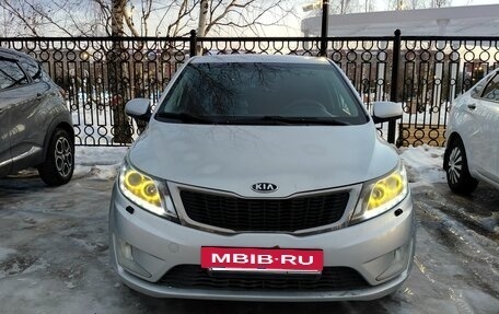 KIA Rio III рестайлинг, 2011 год, 670 000 рублей, 2 фотография