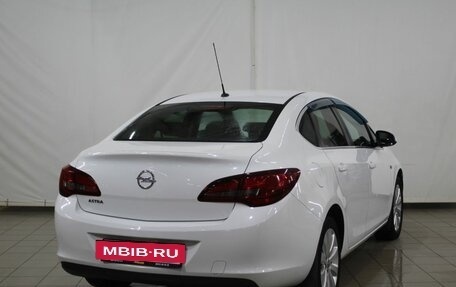 Opel Astra J, 2014 год, 990 000 рублей, 7 фотография