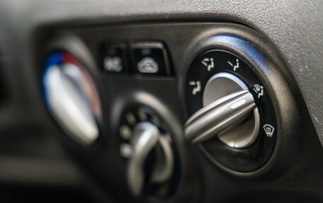 KIA Rio II, 2006 год, 588 000 рублей, 27 фотография