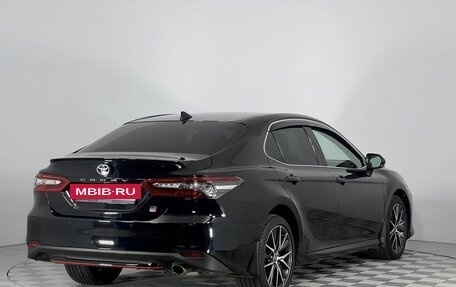 Toyota Camry, 2021 год, 3 400 000 рублей, 5 фотография