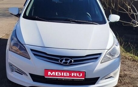 Hyundai Solaris II рестайлинг, 2014 год, 1 150 000 рублей, 1 фотография