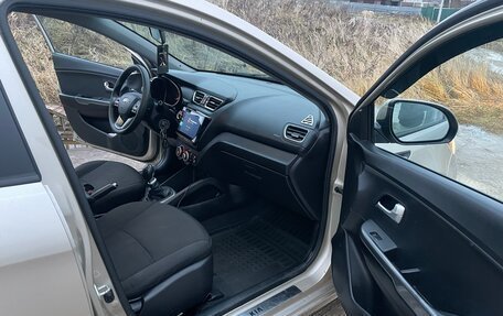 KIA Rio III рестайлинг, 2013 год, 900 000 рублей, 6 фотография