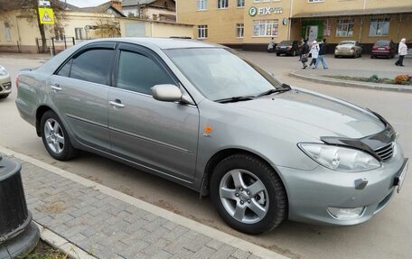 Toyota Camry V40, 2005 год, 1 300 000 рублей, 3 фотография
