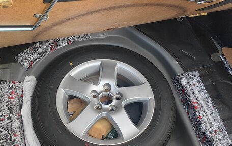 Toyota Camry V40, 2005 год, 1 300 000 рублей, 27 фотография