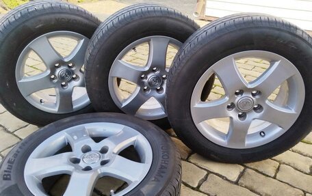 Toyota Camry V40, 2005 год, 1 300 000 рублей, 32 фотография