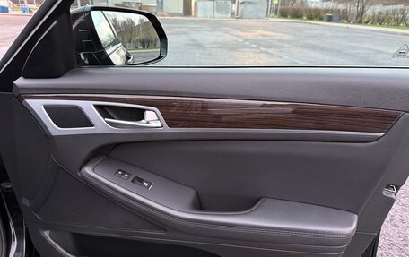 Hyundai Genesis II, 2016 год, 2 150 000 рублей, 13 фотография