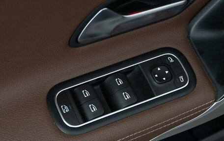 Mercedes-Benz A-Класс, 2019 год, 2 549 077 рублей, 15 фотография