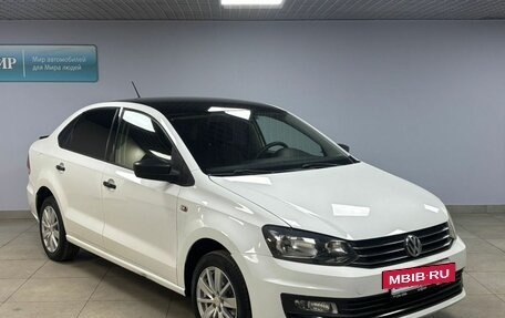 Volkswagen Polo VI (EU Market), 2016 год, 955 000 рублей, 3 фотография