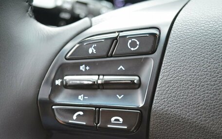 Hyundai Elantra VI рестайлинг, 2019 год, 1 690 000 рублей, 28 фотография