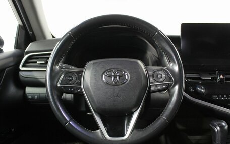 Toyota Camry, 2022 год, 3 300 000 рублей, 14 фотография