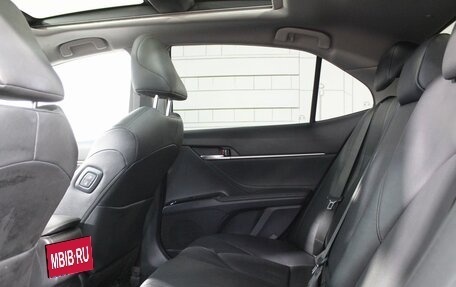 Toyota Camry, 2022 год, 3 300 000 рублей, 24 фотография