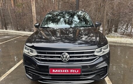 Volkswagen Tiguan II, 2021 год, 3 250 000 рублей, 1 фотография