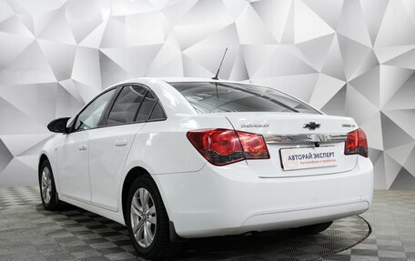 Chevrolet Cruze II, 2011 год, 695 000 рублей, 3 фотография