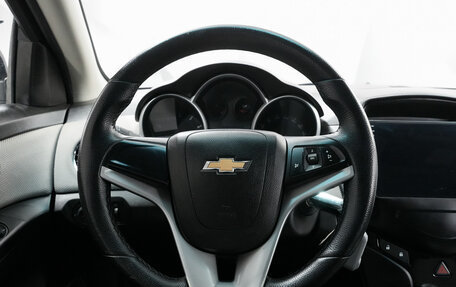 Chevrolet Cruze II, 2011 год, 695 000 рублей, 13 фотография