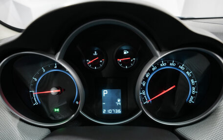 Chevrolet Cruze II, 2011 год, 695 000 рублей, 14 фотография