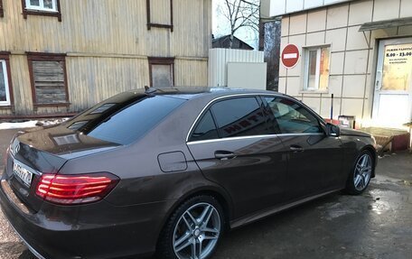 Mercedes-Benz E-Класс, 2014 год, 1 930 000 рублей, 7 фотография